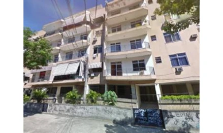 Prédio em Rio de Janeiro, Penha, Rua do Cajá nº 801, RJ. Área: 59m2