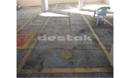 Garagem em São Paulo, Jardim Maringa, Rua Luís Filipe Alberti, 210 - Jardim Maringá - São Paulo - SP, SP. Área: 16.8m2