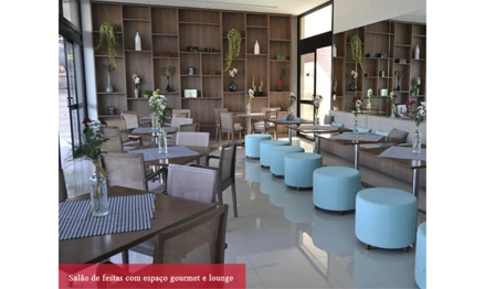 Casa em Bauru, null, Rua Alvaro Garcia Sanches, 1-234 - Residencial Tamboré - Bauru - SP, SP. Área: 212m2