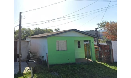 Casa em Santa Maria, Passo D'areia, Rua Paisandú nº 105, RS. Área: 59m2