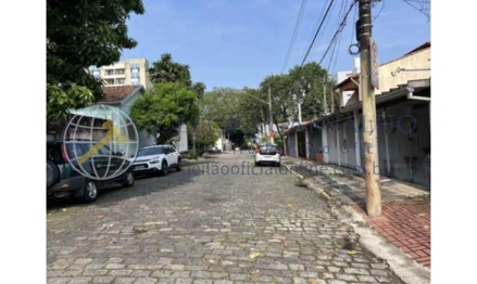 Casa em São José dos Campos, Jardim Bela Vista, Rua Ana Rosa, 63 - Vila Mascarenhas Ferraz São José dos Campos - SP, SP. Área: 10m2