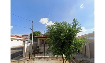 Casa em Laranjal Paulista, Vila Campacci, Rua Pereira Barreto, 453, Laranjal Paulista, SP, SP. Área: nullm2