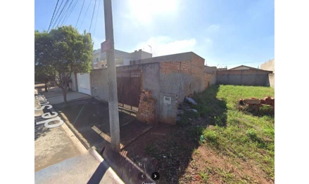 Terreno em Limeira, Residencial Royal Palm, Rua Clementino Luchesck de Souza, 114, SP. Área: 200m2