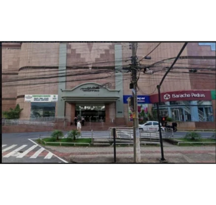 Loja em Belo Horizonte, Estoril, Avenida Raja Gabaglia, 3950, MG. Área: nullm2