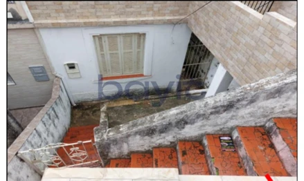 Casa em São Paulo, Vila Monumento, Rua Monteiro, 222, SP. Área: 48m2