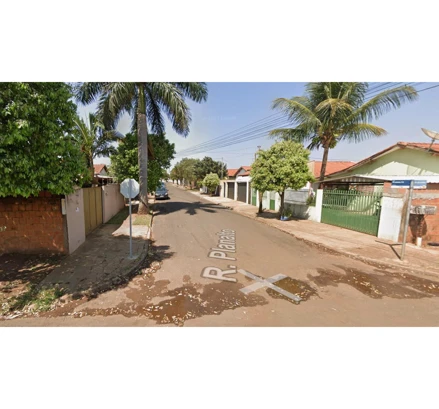 Casa em Chapadão do Sul, Sibipiruna, Rua São José dos Pinhais, nº 2.400, Sibipiruna, MS. Área: 130m2