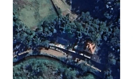 Chácara em Embu das Artes, Capuava, Estrada Babilônia, 650, SP. Área: 180m2