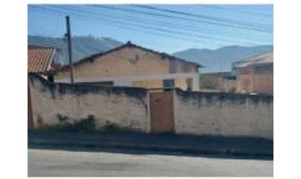 Casa em Poços de Caldas, Jardim Santa Augusta, Rua Professora Nicolina Bernardo, nº 136, MG. Área: 96.14m2