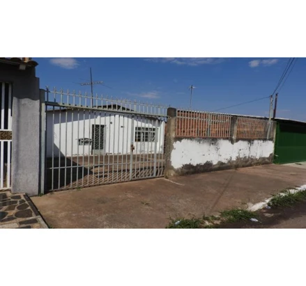 Casa em Brasília, TAGUATINGA NORTE TAG, QNJ 46, 6, DF. Área: 59.85m2