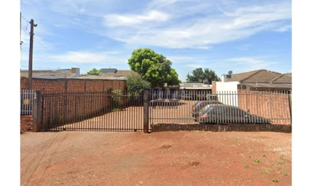 Terreno em Cascavel, Santa Cruz, Rua Aimorés, 1028 - Santa Cruz, Cascavel - PR, 85806-330, PR. Área: 92m2