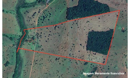 Fazenda em Campina Verde, Honorópolis, distrito de Honorópolis, Campina Verde/MG, MG. Área: 94.501m2