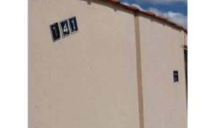 Casa em São Manuel, Ipês, Rua Antônio Martins Lourenço, n 141, SP. Área: 253.54m2