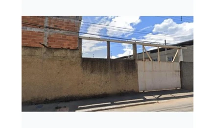 Terreno urbano em Ipaba, Centro, Av. José Rodrigues de Almeida (referência), MG. Área: 360m2