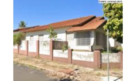 Casa em Garça, Ferrarópolis, Rua Barão do Rio Branco, nº 724, SP. Área: 196m2