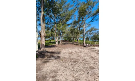 Terreno urbano em Balneário Arroio do Silva, Arpoador, RUA D- QUADRA 19, SC. Área: 300m2 Terreno urbano em Balneário Arroio do Silva, Arpoador, RUA D- QUADRA 19, SC. Área: 300m2