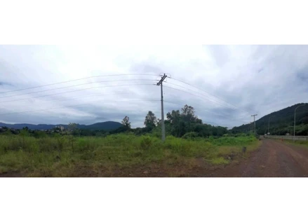 Terreno urbano em Marques de Souza, Centro, Rua 25 de Julho, RS. Área: 1015.26m2