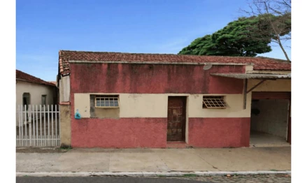 Prédio em Cruzeiro, Vila Canevari, Rua Capitão Nelcy Rocha Pires, 86, Vila Canevari, Cruzeiro/SP, CEP 12710-250, SP. Área: 84m2