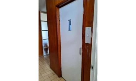 Apartamento em Jaboatão dos Guararapes, Piedade, Avenida Bernardo Vieira de Melo, nº 4405, PE. Área: 173m2