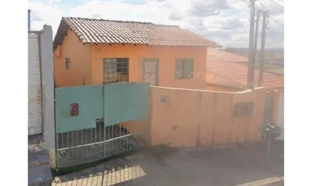 Casa em Bragança Paulista, Vila David, RUA DOUTOR ROQUE SIRIANI, 47, SP. Área: 104.66m2