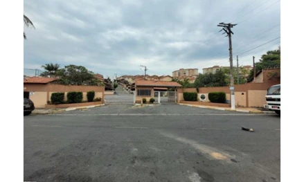 Sobrado em Cotia, Graça, Rua Ameixeiras, 621, SP. Área: 54.36m2