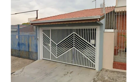 Casa em Itu, Parque Industrial, Rua Maniçoba, 61, SP. Área: 125m2