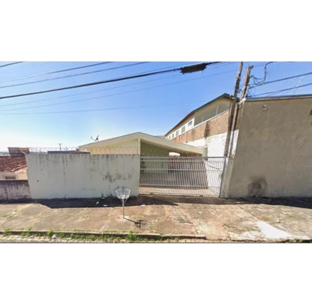 Casa em Bauru, Vila Industrial, Rua Américo Zuiani, 2-27- LT, Q134, Vila Industrial, SP. Área: 110.08m2