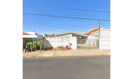 Casa em Bauru, Vila Rocha, Rua Salvador Filardi, nº 11-27, LM Q2, Vila Souto, SP. Área: 160.5m2