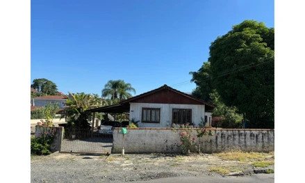 Terreno urbano em Joinville, , Rua Xanxerê, SC. Área: 693m2