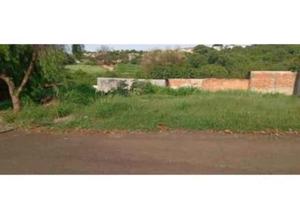 Lote em Londrina, Jardim Planalto, Rua 14, PR. Área: 200m2