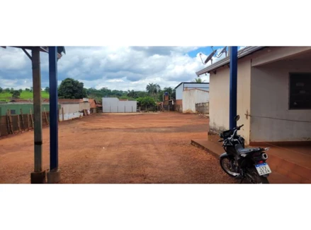 Casa residencial em Capinópolis, Centro, RUA 100, 268, MG. Área: 80m2