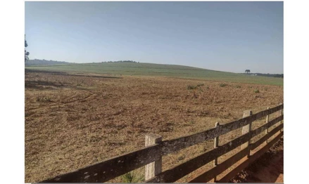 Terreno em Imbituva, , Fazenda Floresta Lagoa/Rio Perdido, às margens da BR-151 que liga Imbituva X Irati, PR. Área: 837925m2 Terreno em Imbituva, , Fazenda Floresta Lagoa/Rio Perdido, às margens da BR-151 que liga Imbituva X Irati, PR. Área: 837925m2
