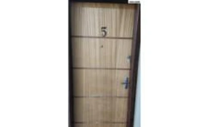 Sala comercial em Curitiba, Capão Raso, Avenida Winston Churchill, nº 936, PR. Área: 38.02m2
