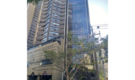Sala comercial em Curitiba, Mercês, Avenida Cândido Hartmann, 528, PR. Área: 25.64m2