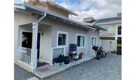 Casa em Joinville, Glória, Rua Conrado Baumer, 210, SC. Área: 510m2