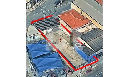Casa em São Paulo, Jardim Maringá, Avenida Itaquera, 1084, SP. Área: 40m2