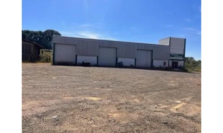 Terreno em Ponte Alta do Norte, Setor Industrial Odílio Souza, Próximo à BR-470, no setor industrial Odílio Souza, no lado par de uma rua existente sem denominação, distante 128,50m da BR-470, SC. Área: 4669.5m2