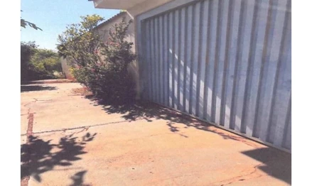 Casa em Ribeirão Preto, Royal Park, Rua Angelo Javarone, 281, SP. Área: nullm2