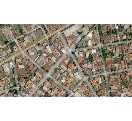 Casa em Rolândia, Centro, Avenida Interventor Manoel Ribas n 341, PR. Área: 210m2