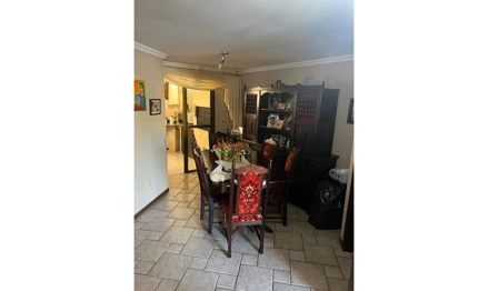 Casa em Campo Largo, Cajuru, Rua Floriano Ramos Ribeiro, nº 102, Bairro Cajuru, CEP 82940-180, Curitiba/PR, PR. Área: 114.67m2