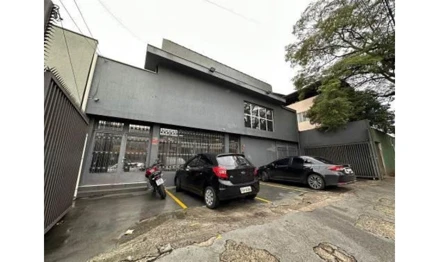 Prédio comercial em São Paulo, Lapa, Rua Monte Pascal, 100, SP. Área: 495m2