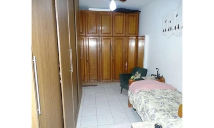 Apartamento em Santos, Ponta Da Praia, Rua Bassim Nagib Trabulsi, 87, SP. Área: 42.25m2