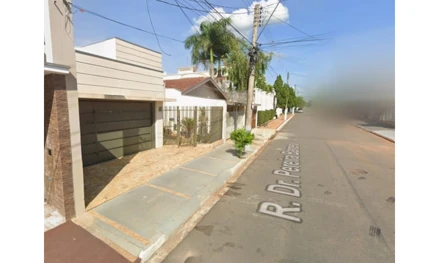 Casa em Laranjal Paulista, Vila Campacci, Rua Doutor Pereira Barreto, 453, Laranjal Paulista, SP, SP. Área: nullm2