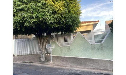 Outros em Vargem Grande do Sul, Jardim Novo Mundo, Rua José de Oliveira Santos, 610, Vargem Grande do Sul-SP., SP. Área: 158.8m2