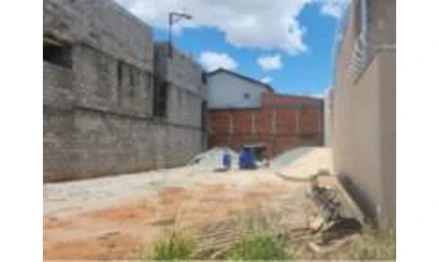 Terreno em Catalão, Estrela, Rua Olinda Alves Leão, lado par, designado sob o nº 18 da Quadra nº. 17 do loteamento Residencial Estrela, GO. Área: 250m2