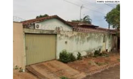 Casa em Itumbiara, Parque Vale Dos Buritys, Avenida Claro Gomes, nº 800, Loteamento Parque Vale dos Buritys, GO. Área: 210m2