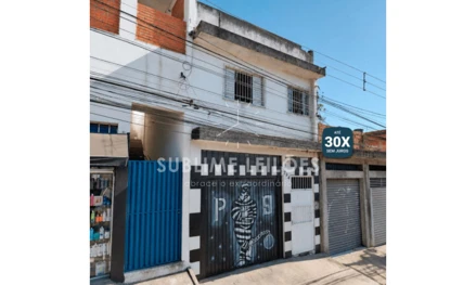 Apartamento em Ferraz de Vasconcelos, Vila Romanópolis, Avenida Quinze de Novembro, 794, SP. Área: 181.52m2