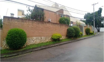 Casa em São José dos Campos, Jardim Esplanada, Rua Joaquim de Moura Candelaria, 178, SP. Área: 349.4m2