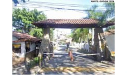 Sobrado em Maricá, Ponta Grossa, Rua Irineu Ferreira Pinto, nº 374, Condomínio Elisa Lake & Beach, Ponta Grossa, RJ. Área: 228.27m2