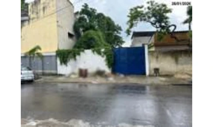Terreno em Rio de Janeiro, Realengo, R. Nepomuceno, RJ. Área: 1423.125m2