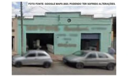 Galpão em Cambuí, Centro, Avenida do Carmo, n 743, MG. Área: 283.8m2